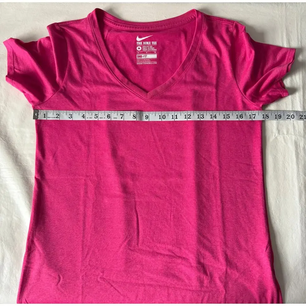 Nike Women's The Nike V-Neck Tee in Pink Size M - Picture 6 of 7
